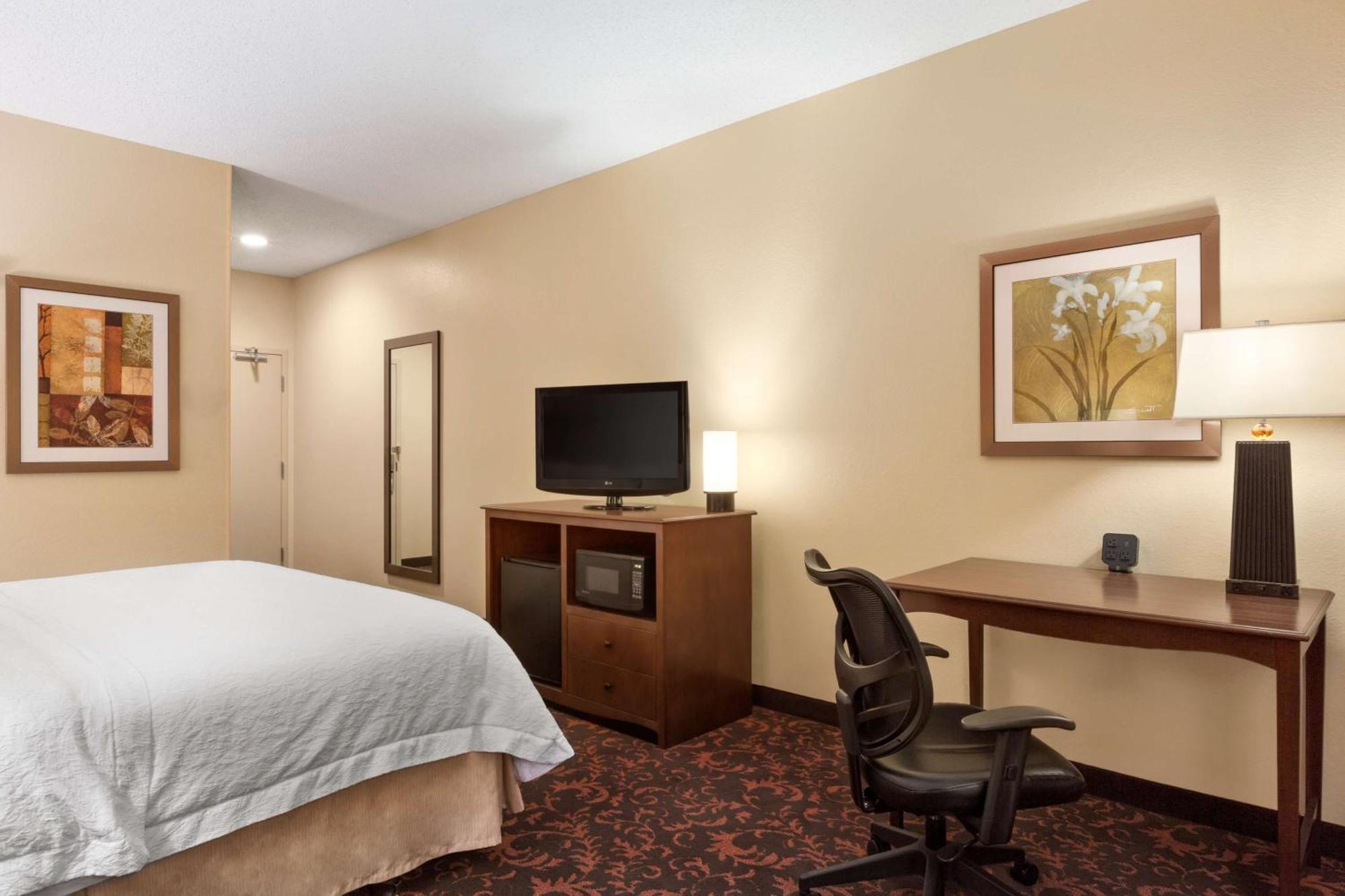 Hampton Inn Houston Willowbrook Mall Bagian luar foto